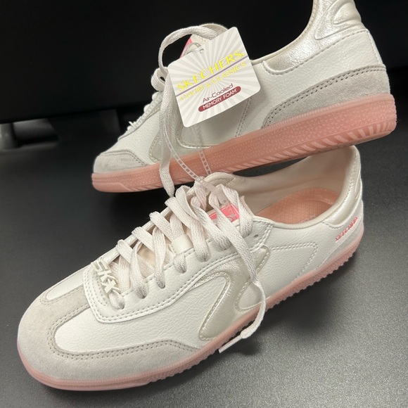Skechers Women's White and Light Pink Sneakers - Picture 3 of 3